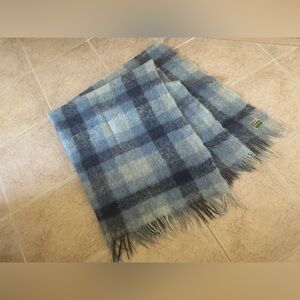 Eatons Canada vintage mohair rug throw size 62 by 71”